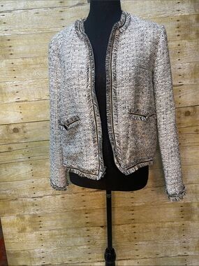 NWT black white tweed fringe-trimmed jacket Cupcakes and Cashmere. Size Medium.
